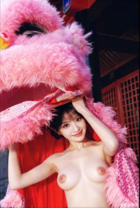 多位女星全裸贺岁 1-脱衣论坛-社区-秘密图库